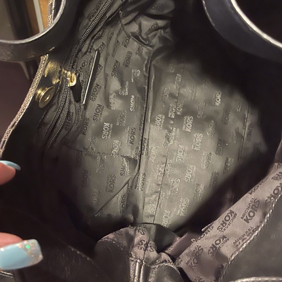 Michael Kors Signature ”Chained Jamesport”Black/Tan jacquard canvas/Leather Bag - Picture 16 of 16